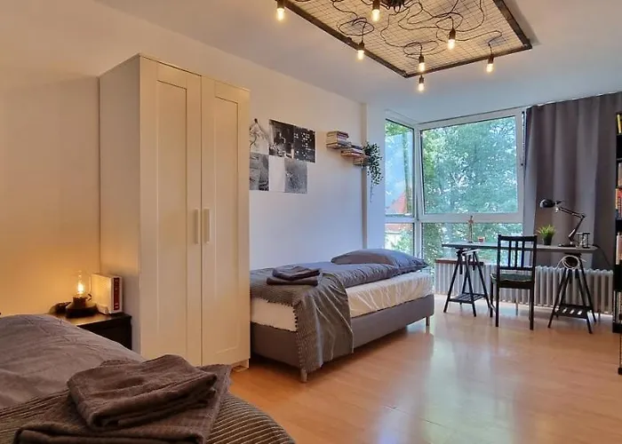 Black&White Designer Business Apartment Fuer 4 Mit Kueche+5G Wlan+Netflix Nahe Der City